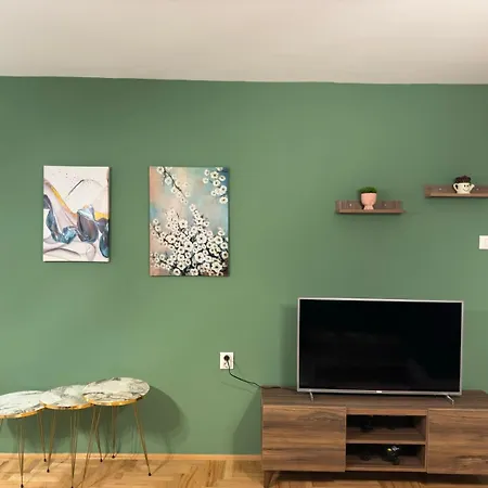 A Cozy Retreat Apartment Скопие Екстериор снимка